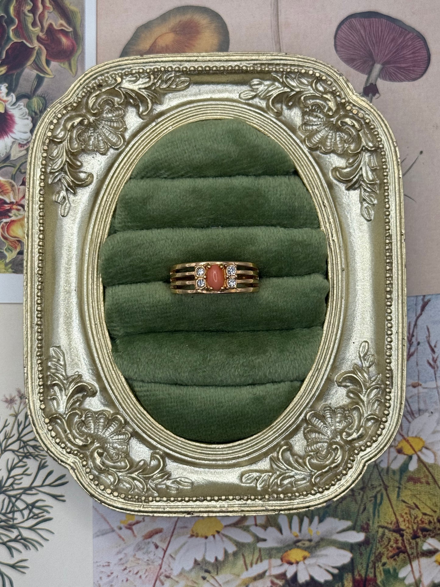 Vintage Gold Tone Pink Stone Avon Ring Size 7.75