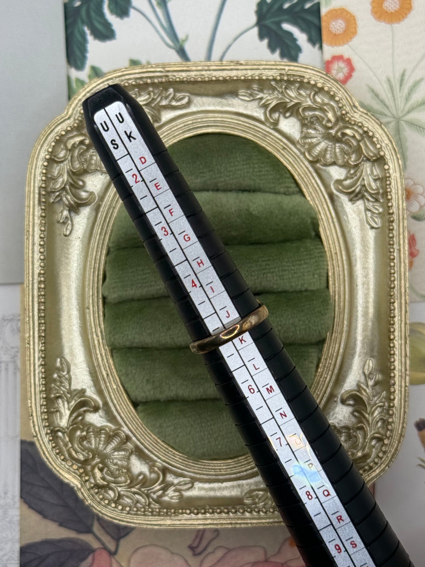 Vintage Gold Tone Gemstone Old Stock Ring Size 5