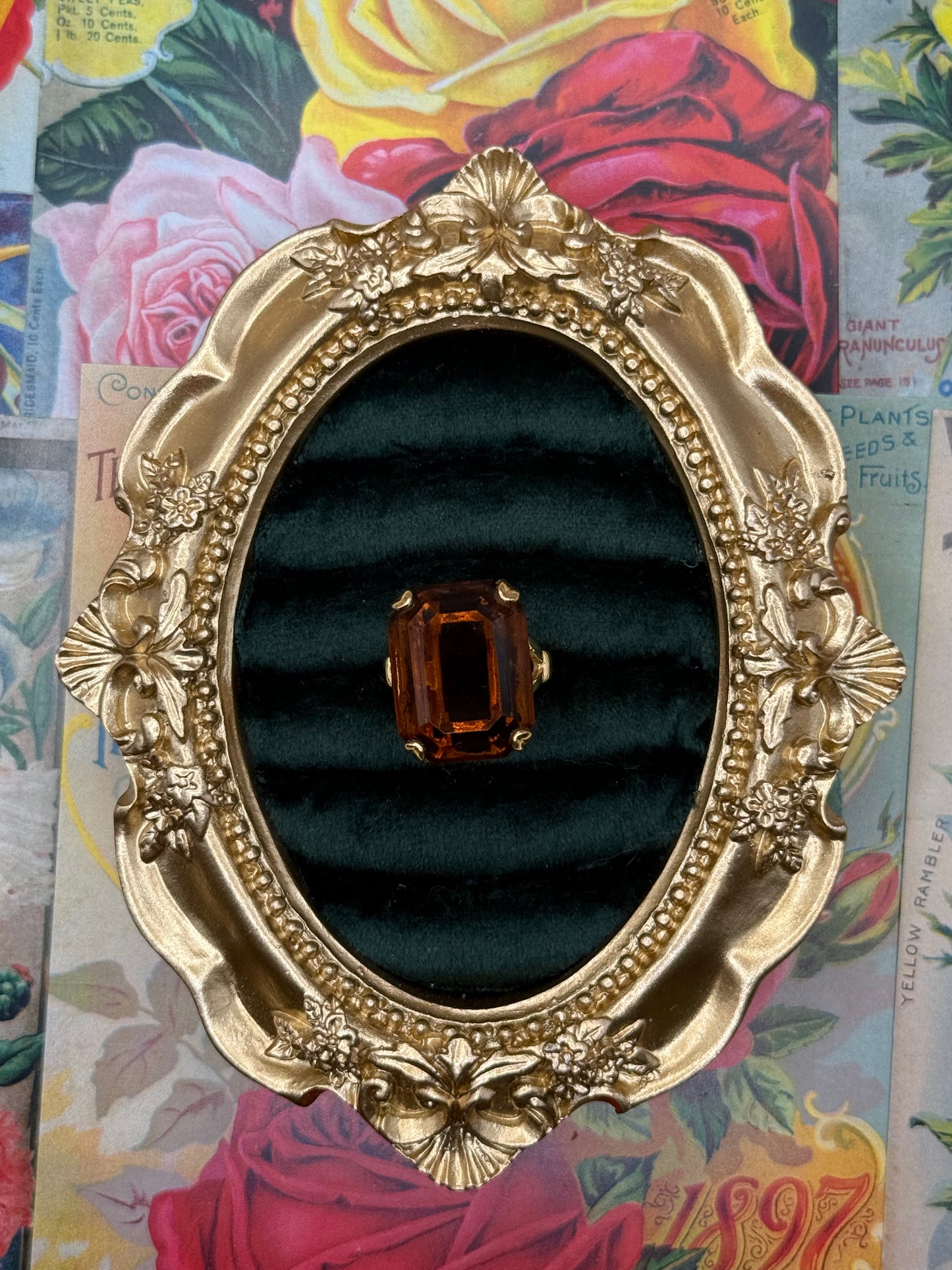 Vintage Gold Tone Chunky Avon Ring Size 6
