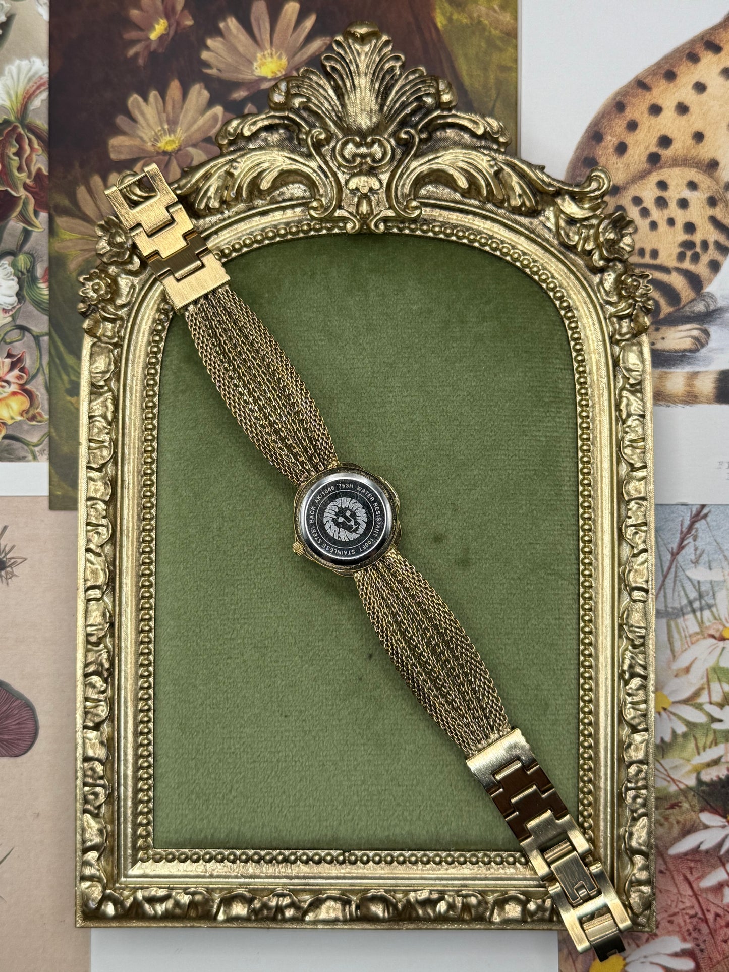Working Vintage Gold Tone Peek a Boo Watch