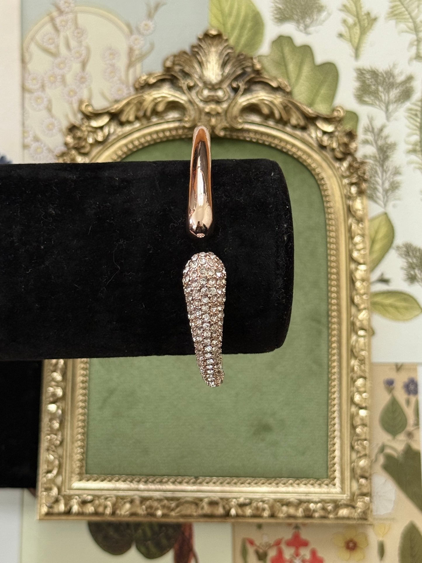 Vintage Rose Gold Tone Rhinestoned Bracelet