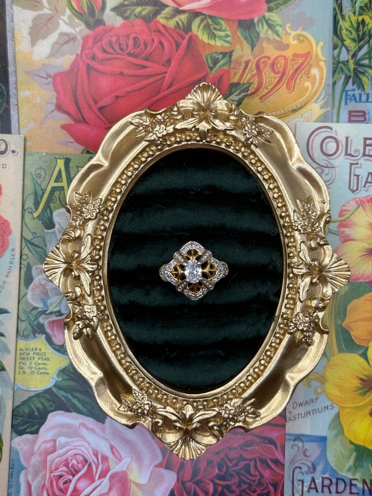 Vintage Gold Tone Old Stock Ring Size 10