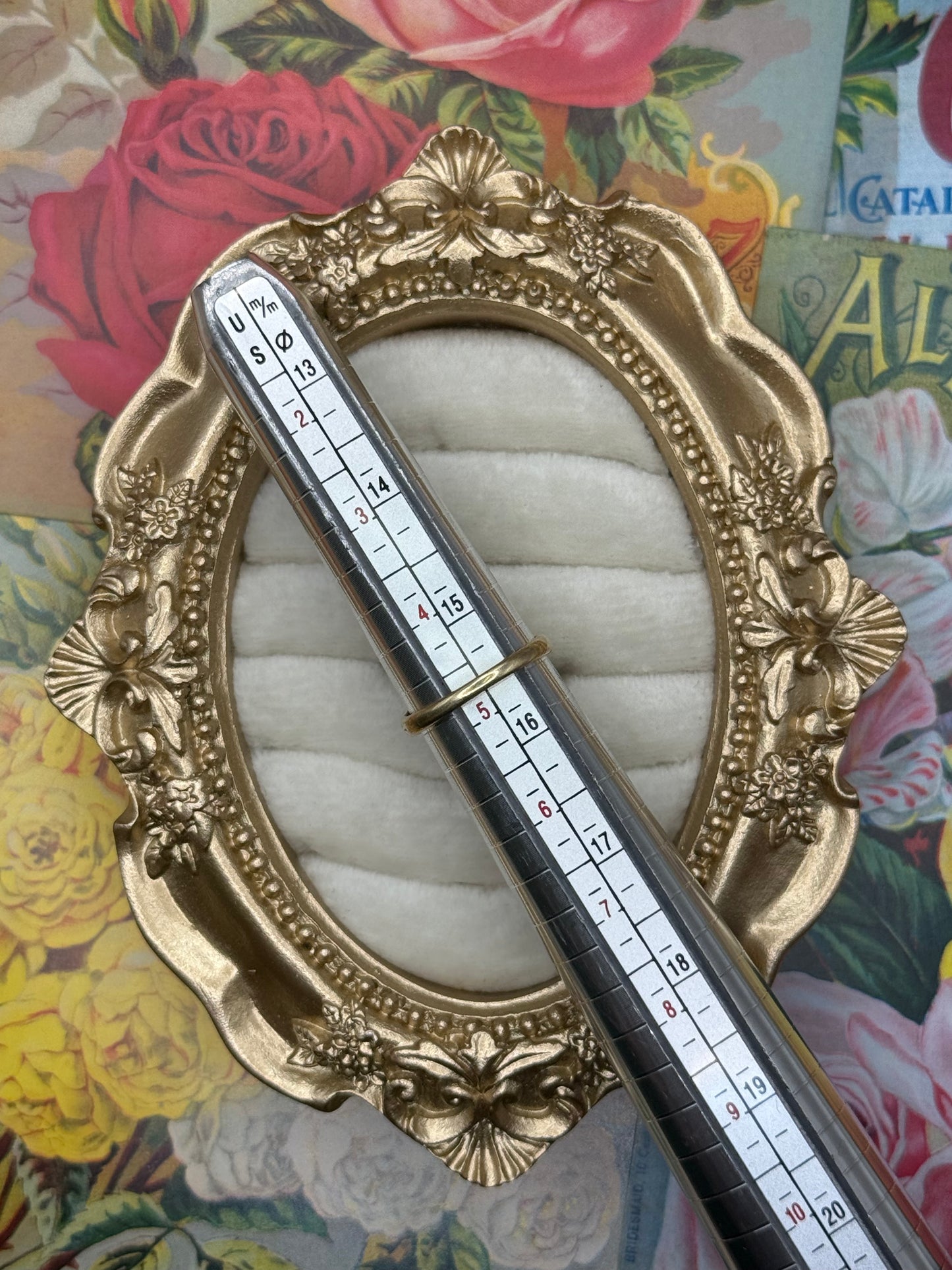 14k Solid Gold Two-Tone Detailed Art Deco Light Blue Stone Ring Size 4.75