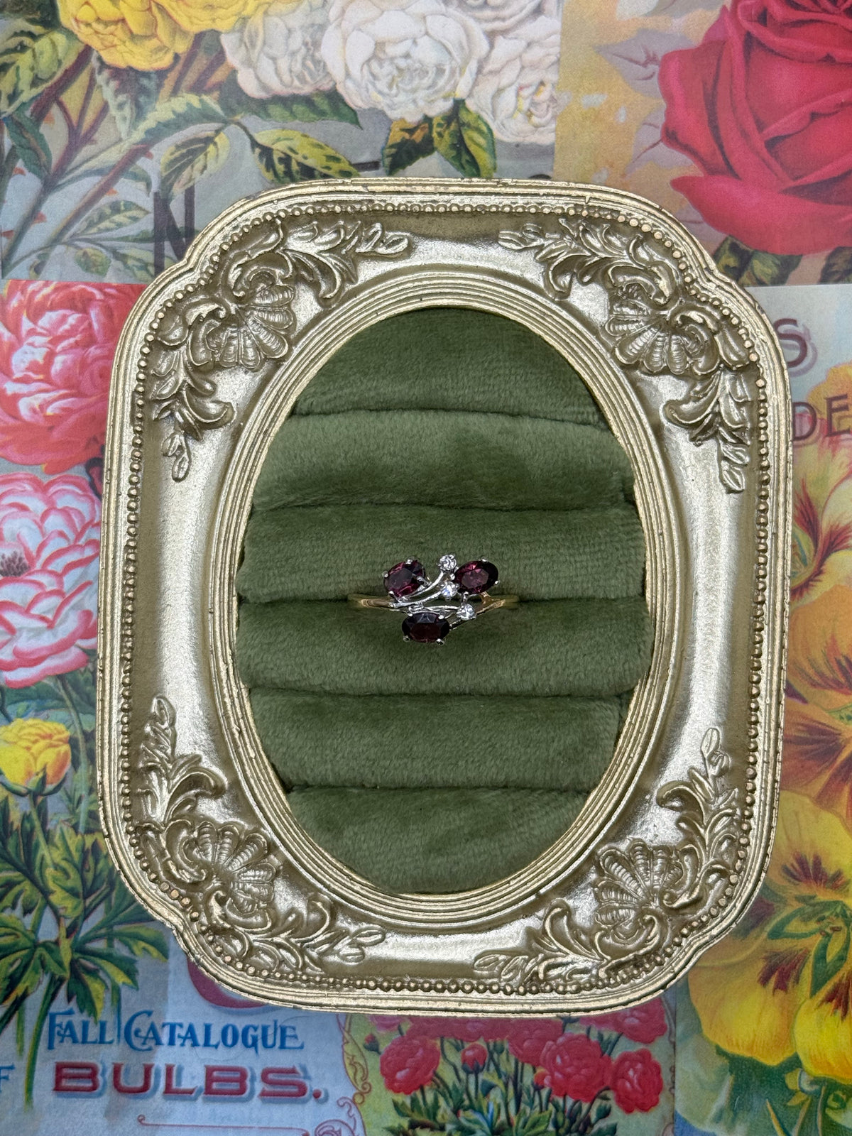 Vintage Gold Tone Ring Size 9