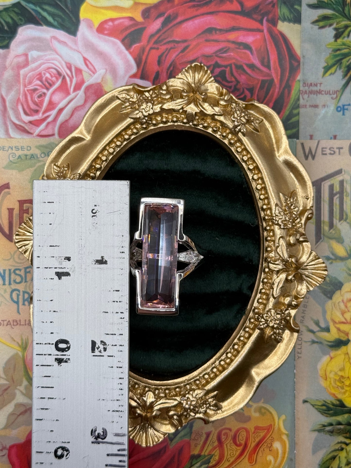 Vintage Silver Tone Old Stock Ring Size 10