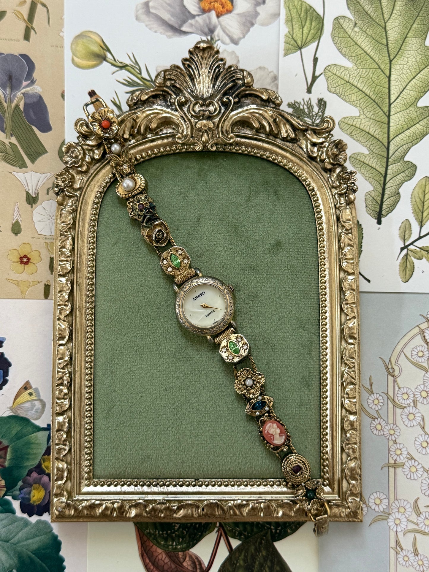 Working Vintage Gold Tone Victorian Slide Charm Watch