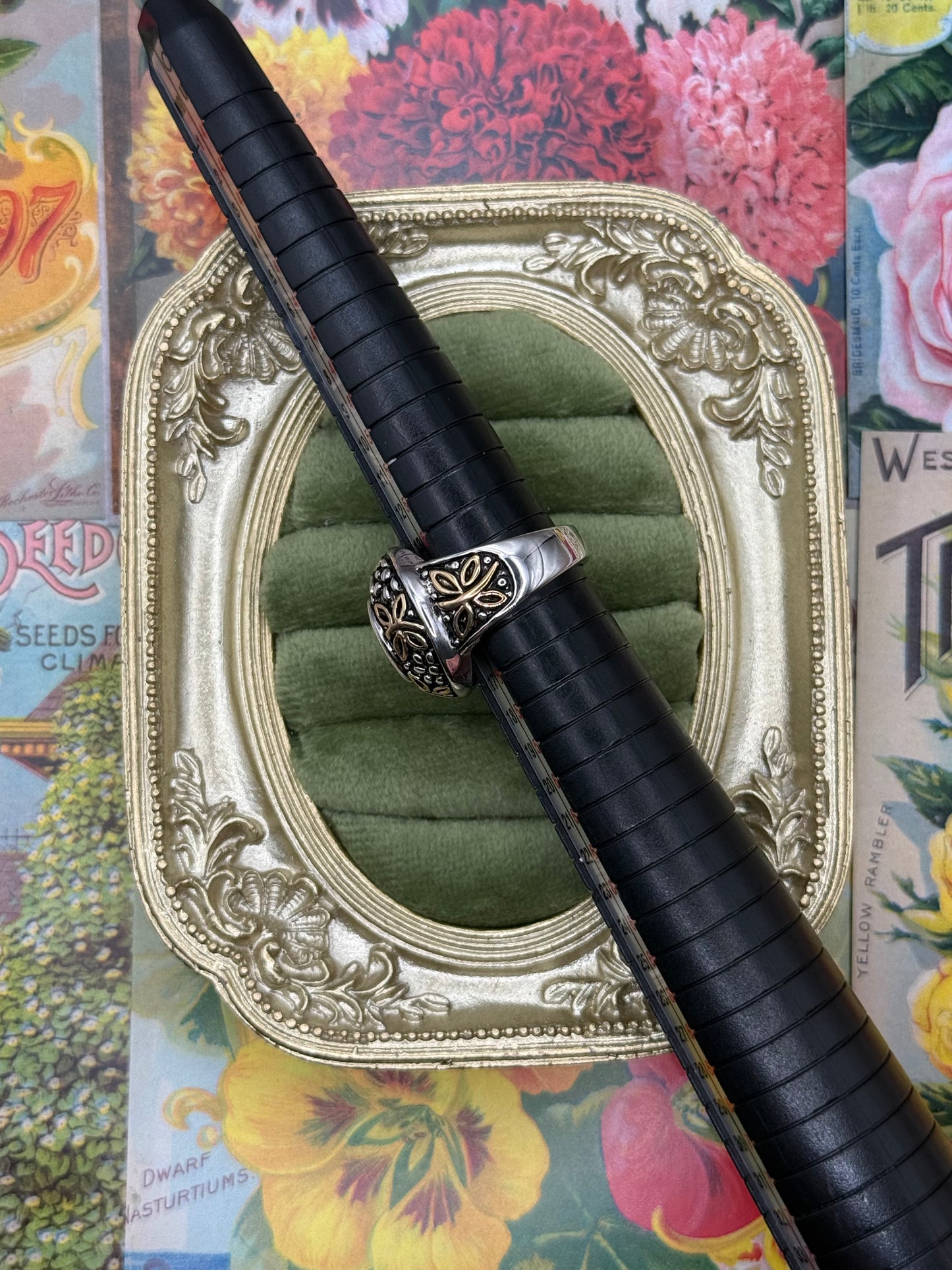 Vintage Two Tone Old Stock Ring Size 7