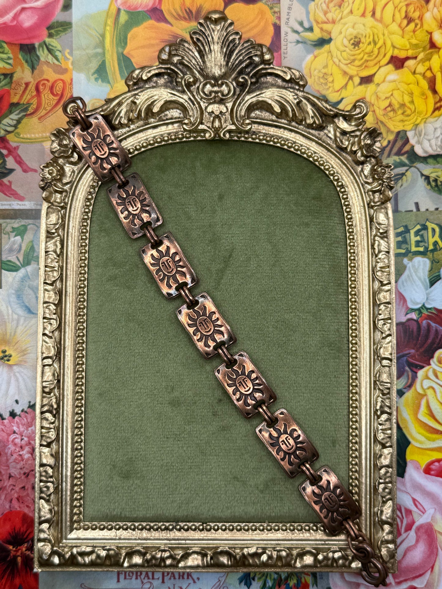 Vintage Copper Tone Sun Bracelet 7”