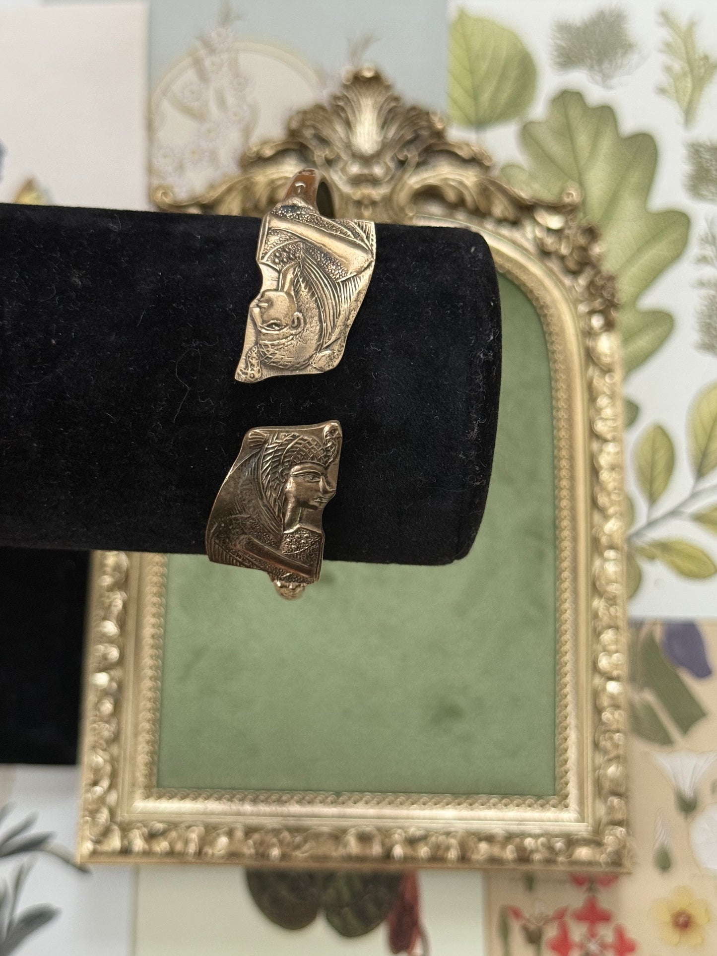 Vintage Gold Tone Egyptian Revival Bangle