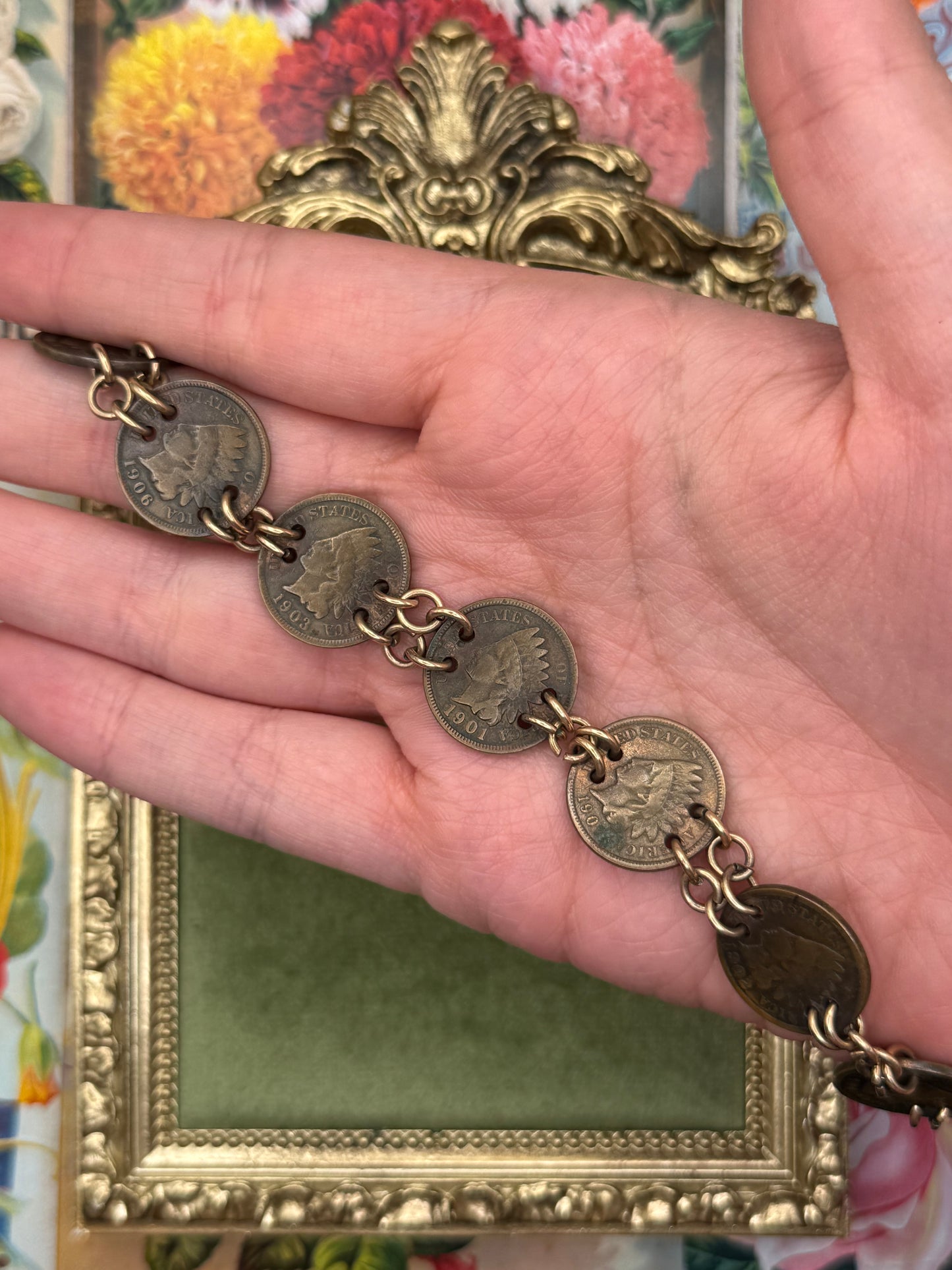Vintage Gold Tone Indian Head Penny Bracelet 7”