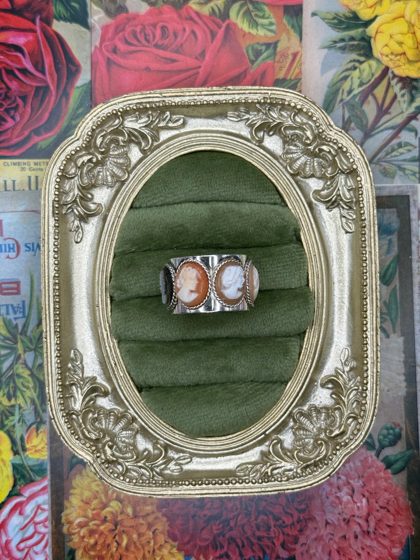 Vintage Sterling Silver Cameo Cigar Band Ring Size 9