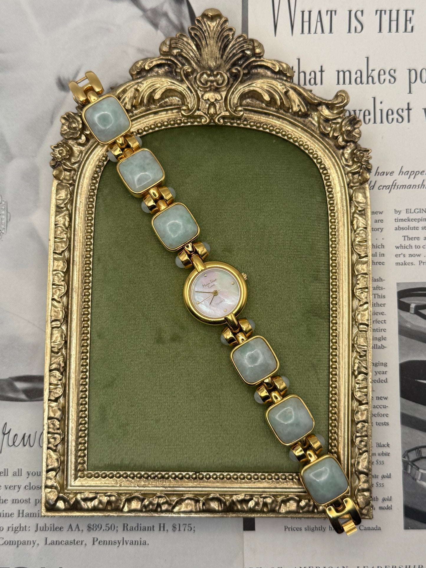 Working Vintage Gold Tone Jade Band Watch