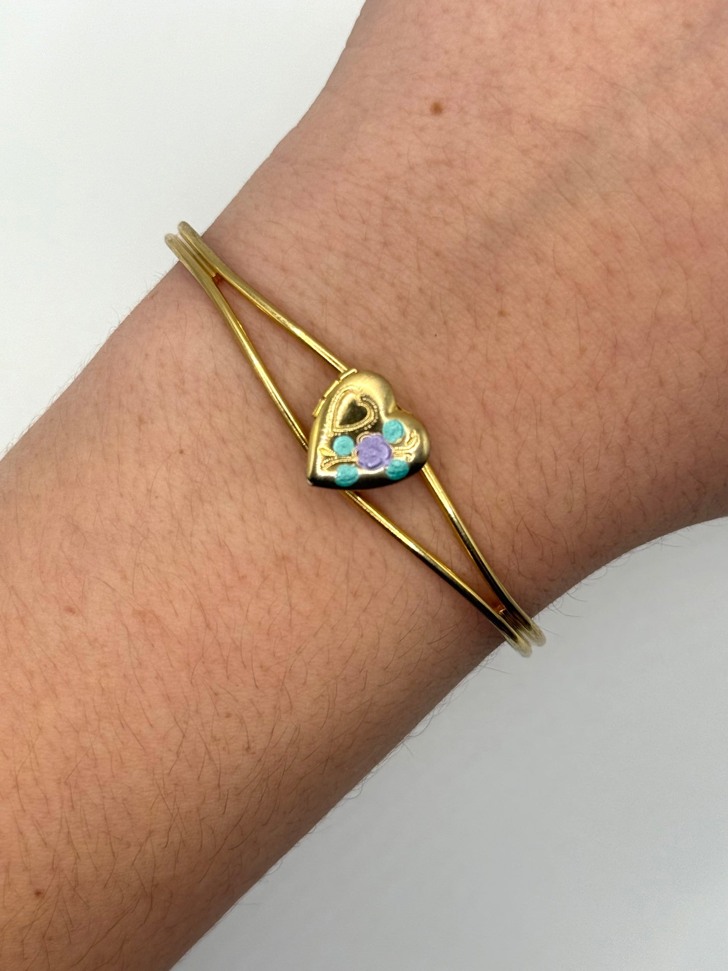 gold tone heart locket bracelet