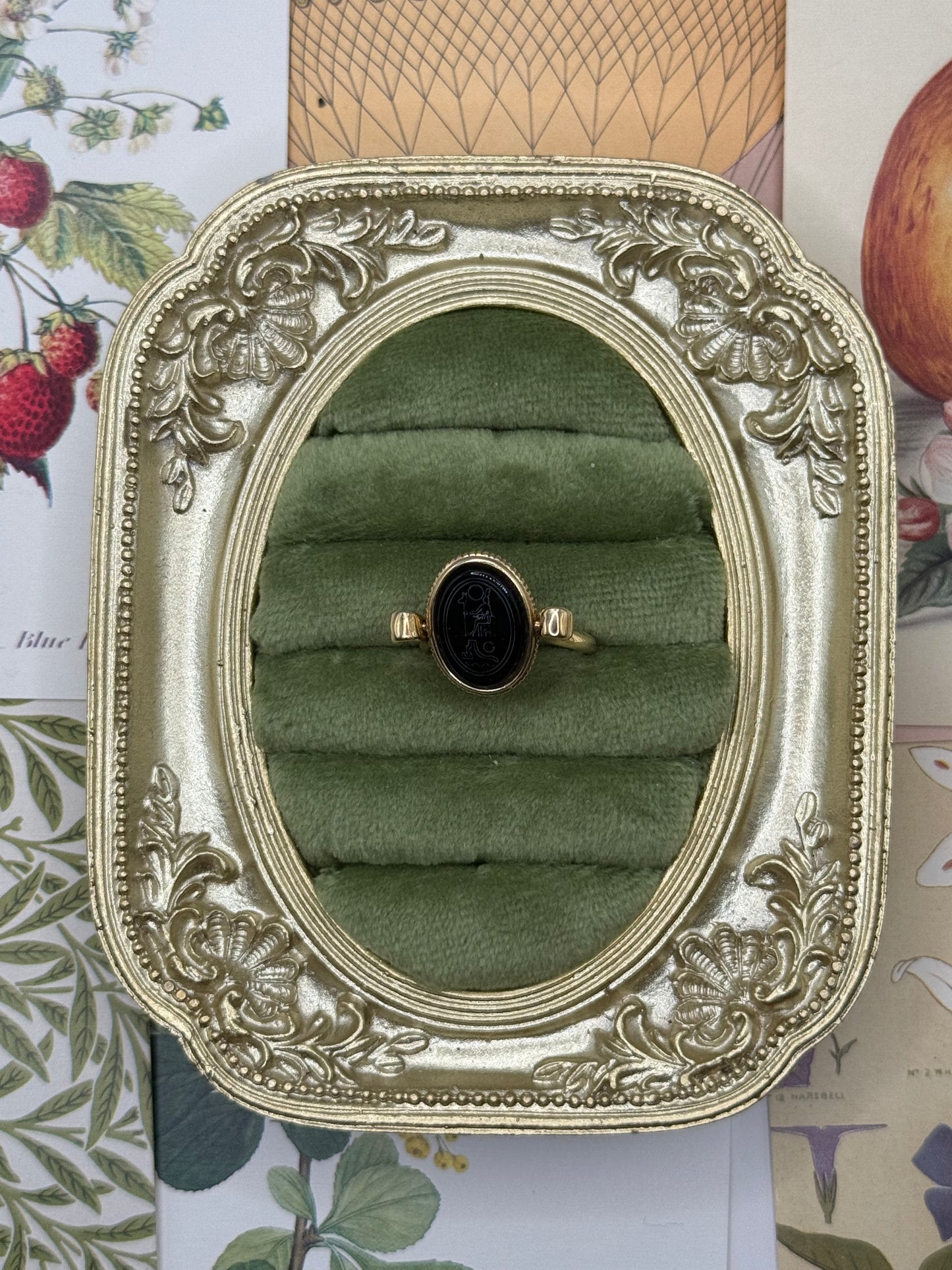 Vintage 10k Gold Egyptian Revival Spinner Ring Size