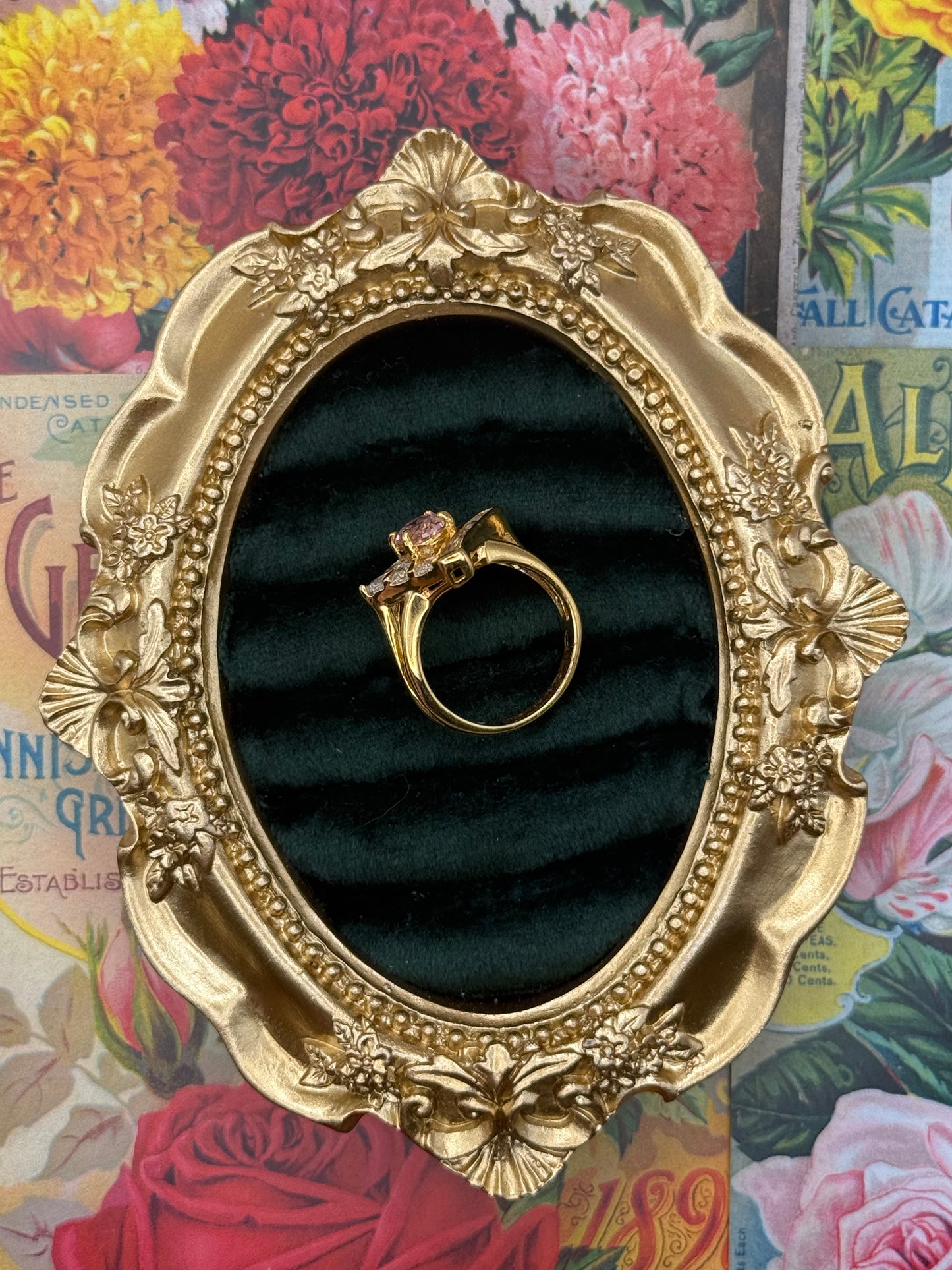 Vintage Gold Tone Old Stock Ring Size 7