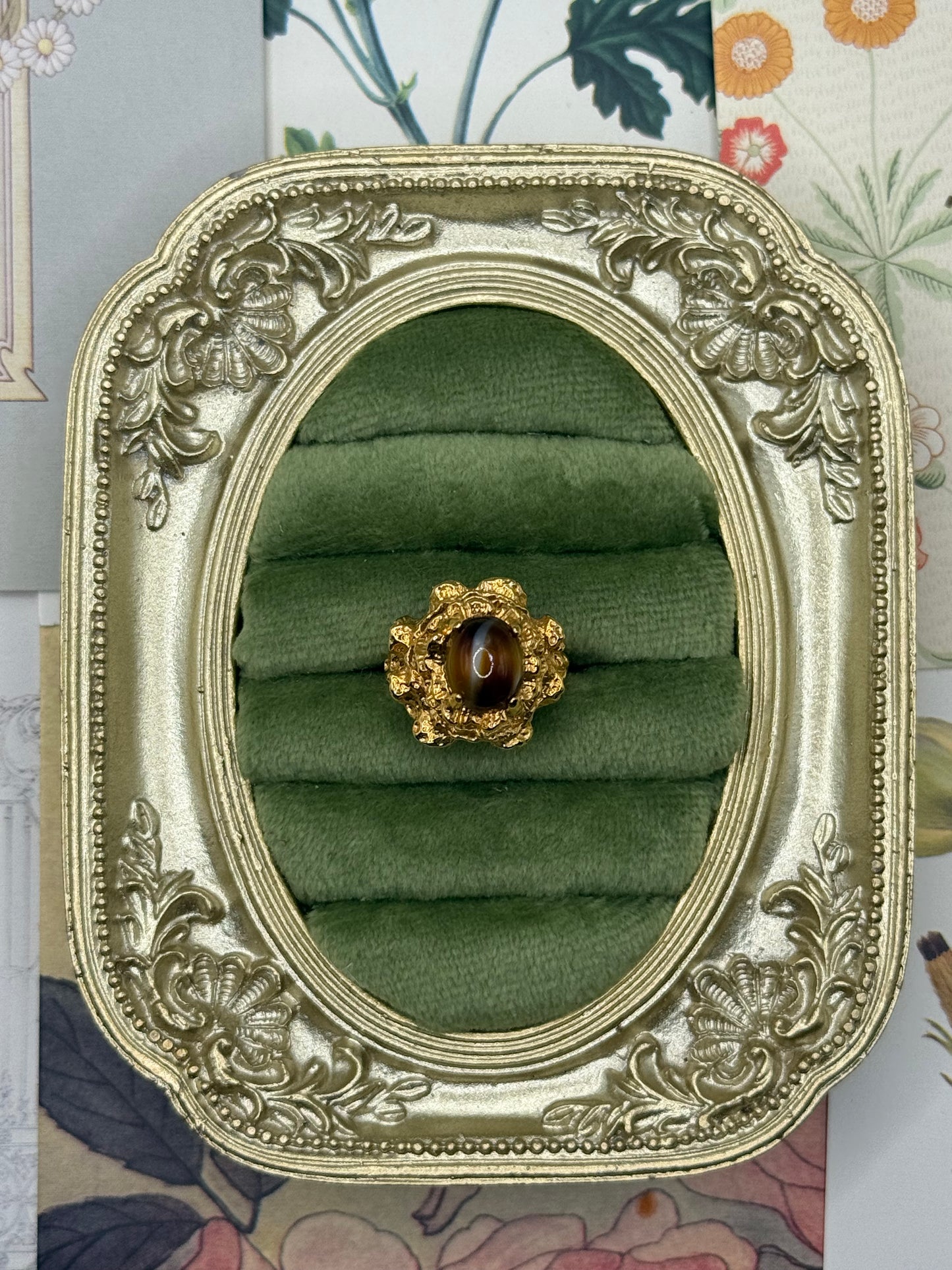 Vintage Gold Tone Gemstone Old Stock Ring Size 6