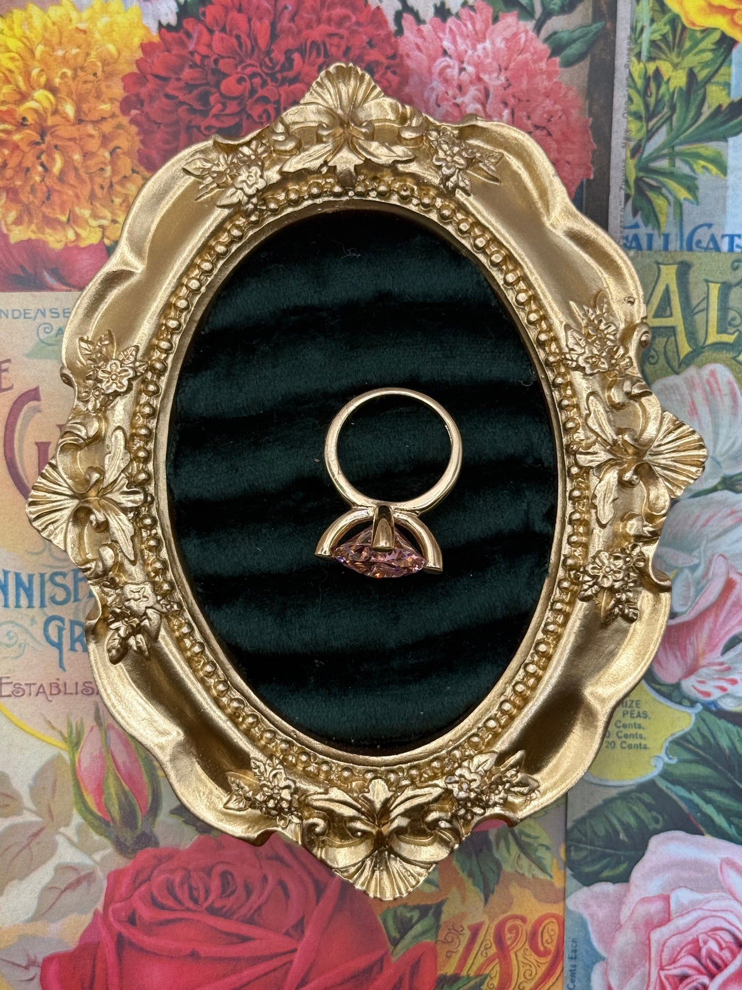 Vintage Gold Tone Old Stock Ring Size 5.25