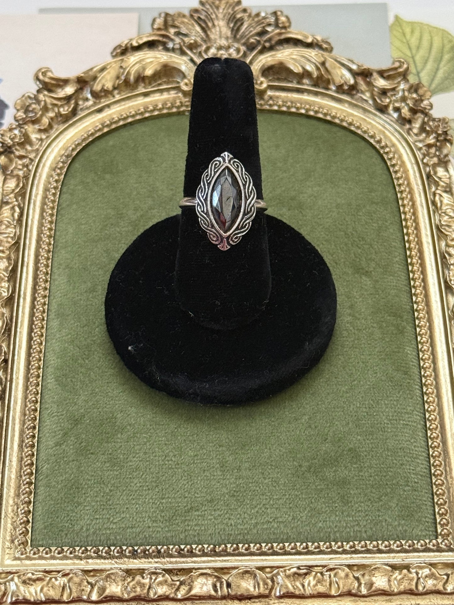 Vintage Silver Tone Avon Ring Size 7.5