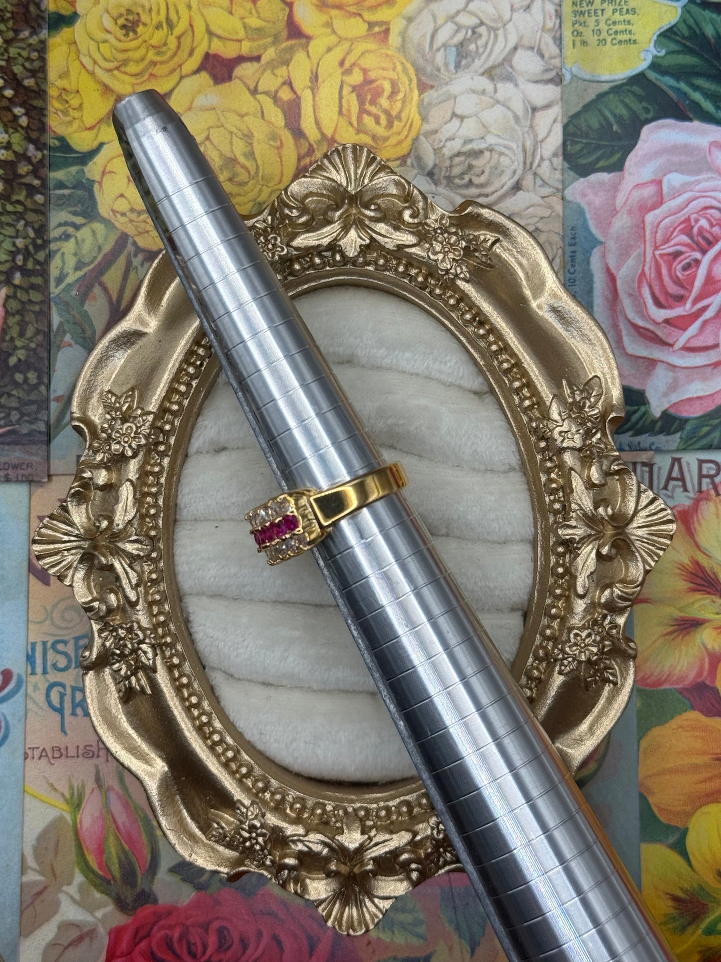 Vintage Gold Tone Ring Size 6