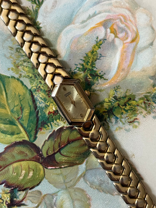 untested gold tone diamond dial citizen watch