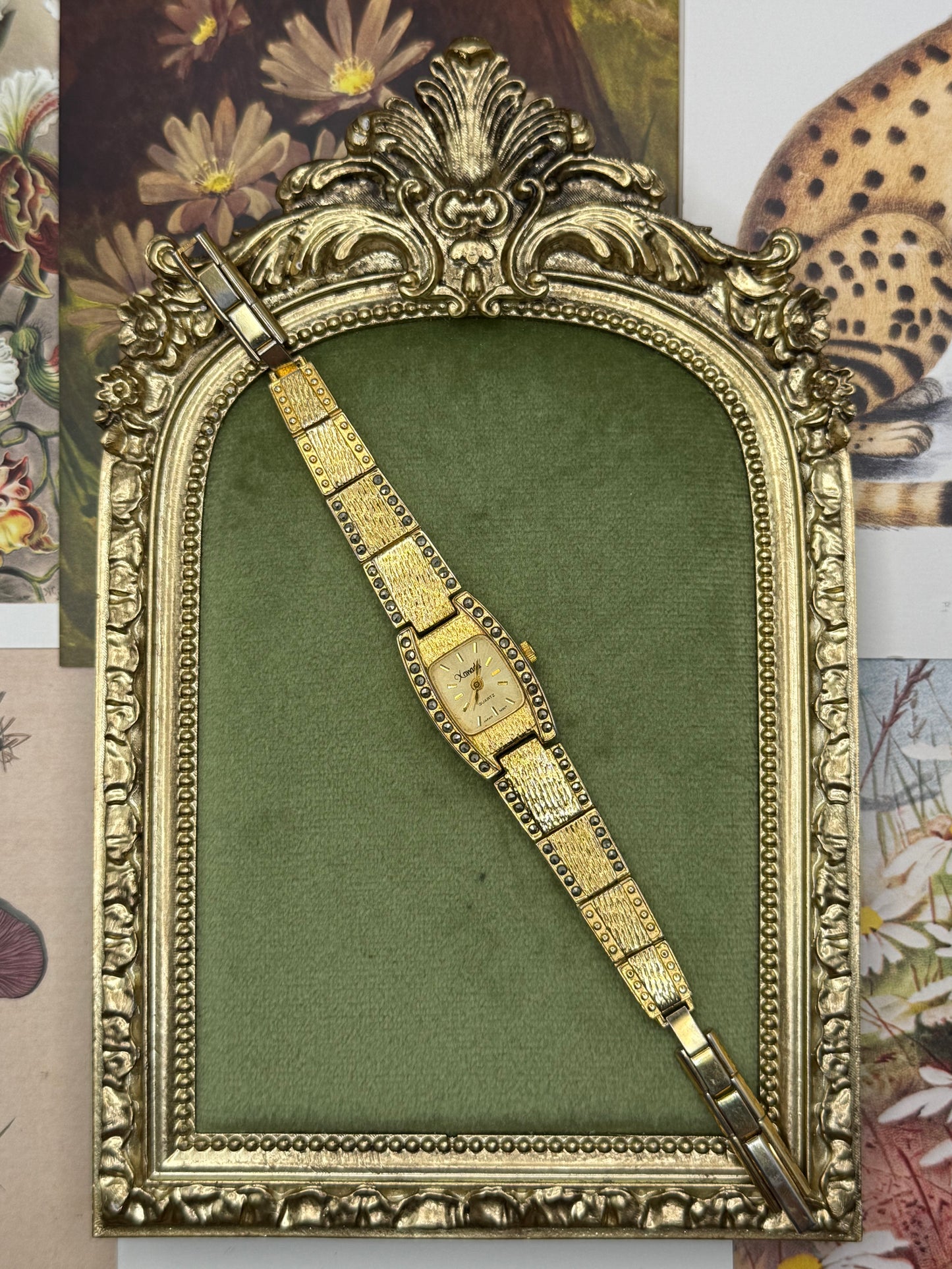 Working Vintage Gold Tone Watch