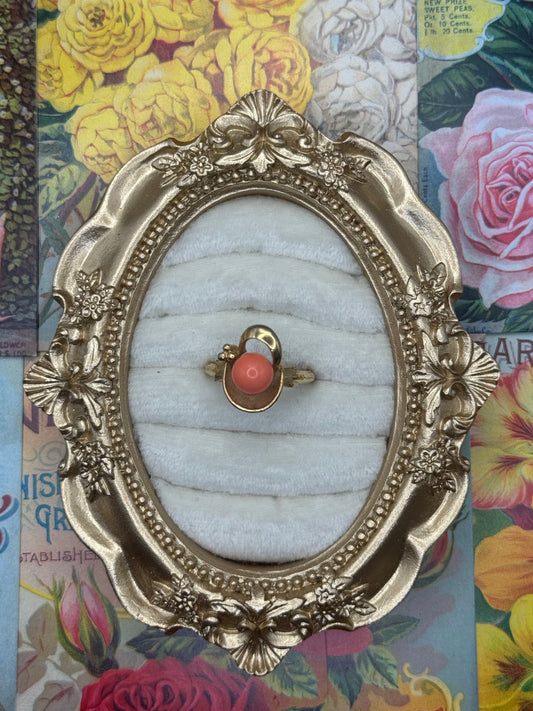Vintage Gold Tone Avon Coral Ring Size 8.5