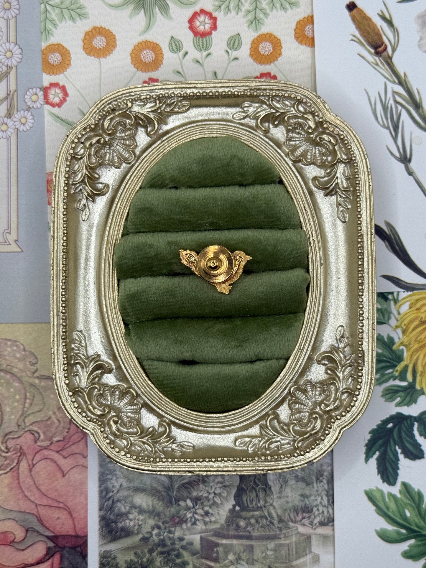 Vintage Gold Tone Avon Bird Pin