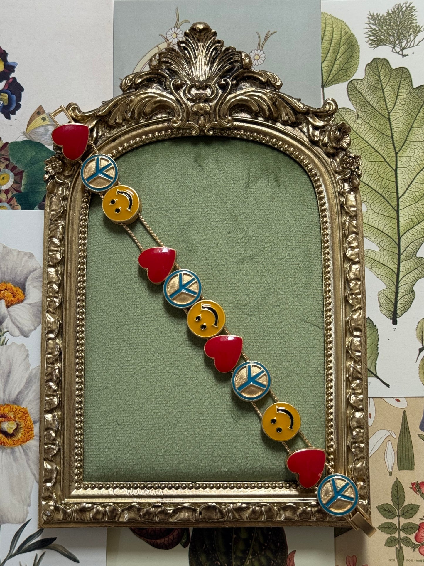 Vintage Gold Tone Smiley Slide Charm Bracelet