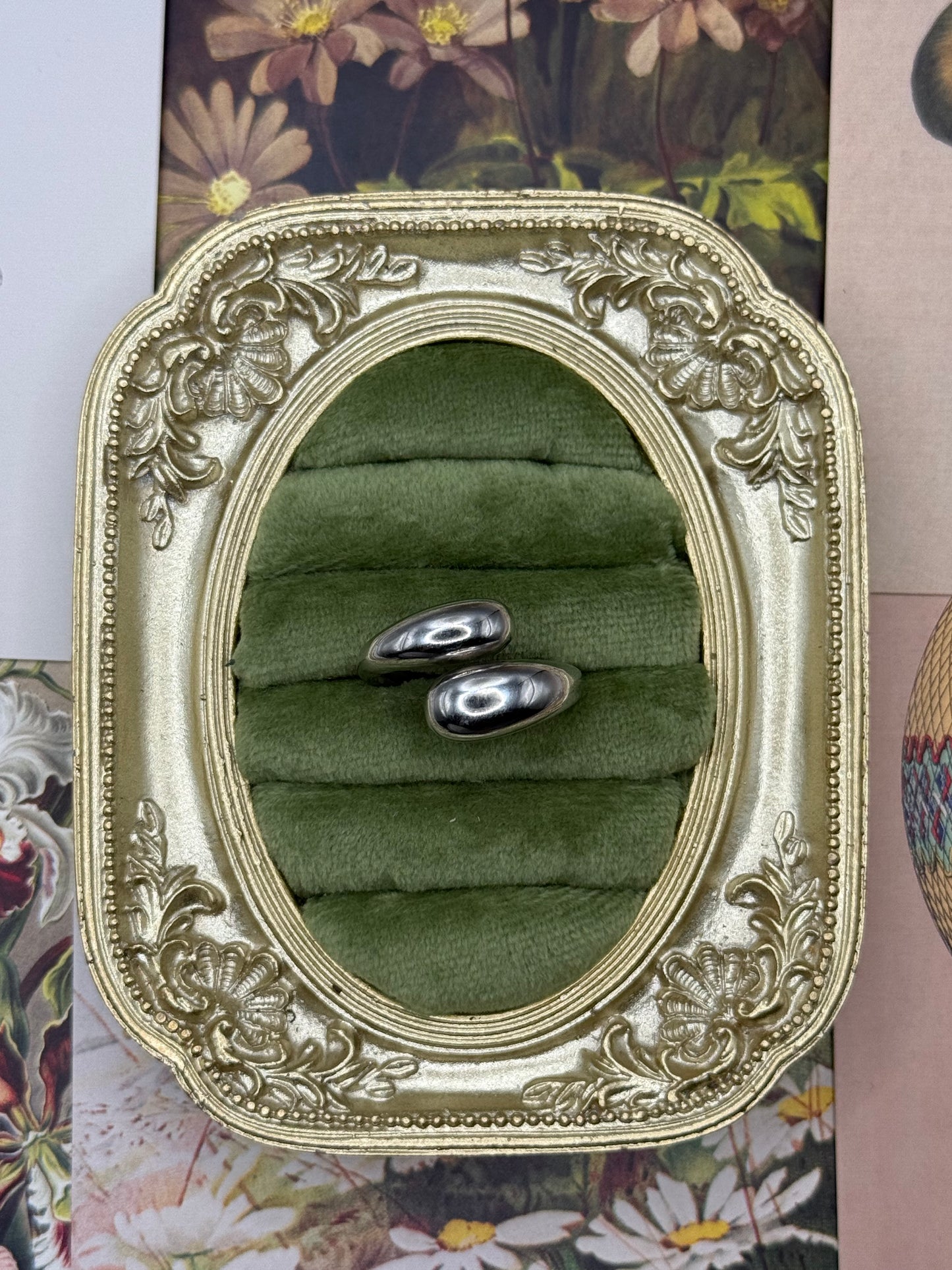 Vintage Silver Tone Bypass Ring Size 8.5