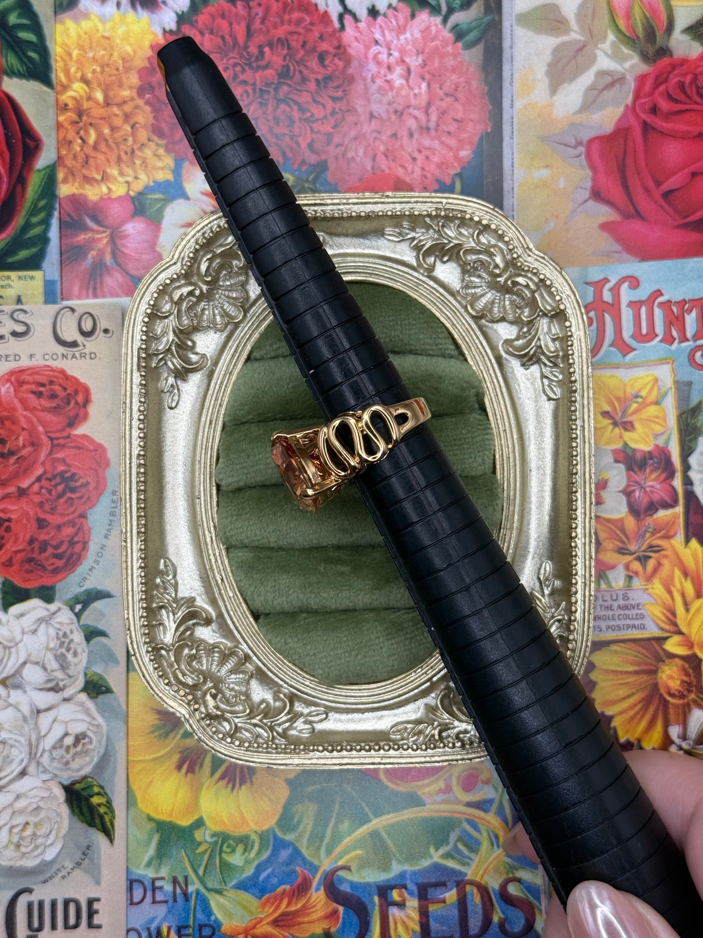Vintage Gold Tone Old Stock Ring Size 7
