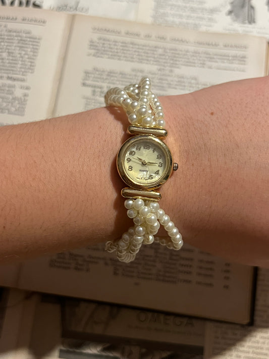 gold tone pearl strand band vintage watch