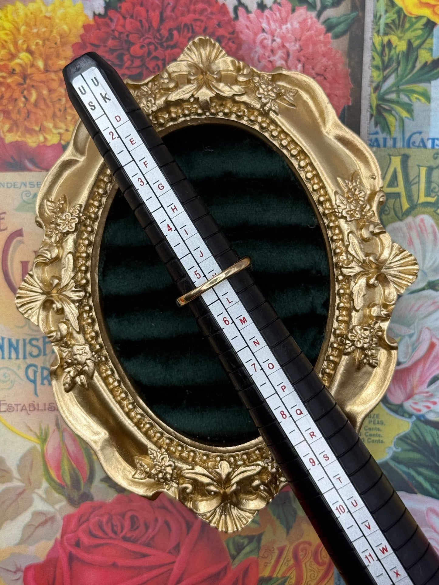 Vintage Gold Tone Old Stock Ring Size 5.25
