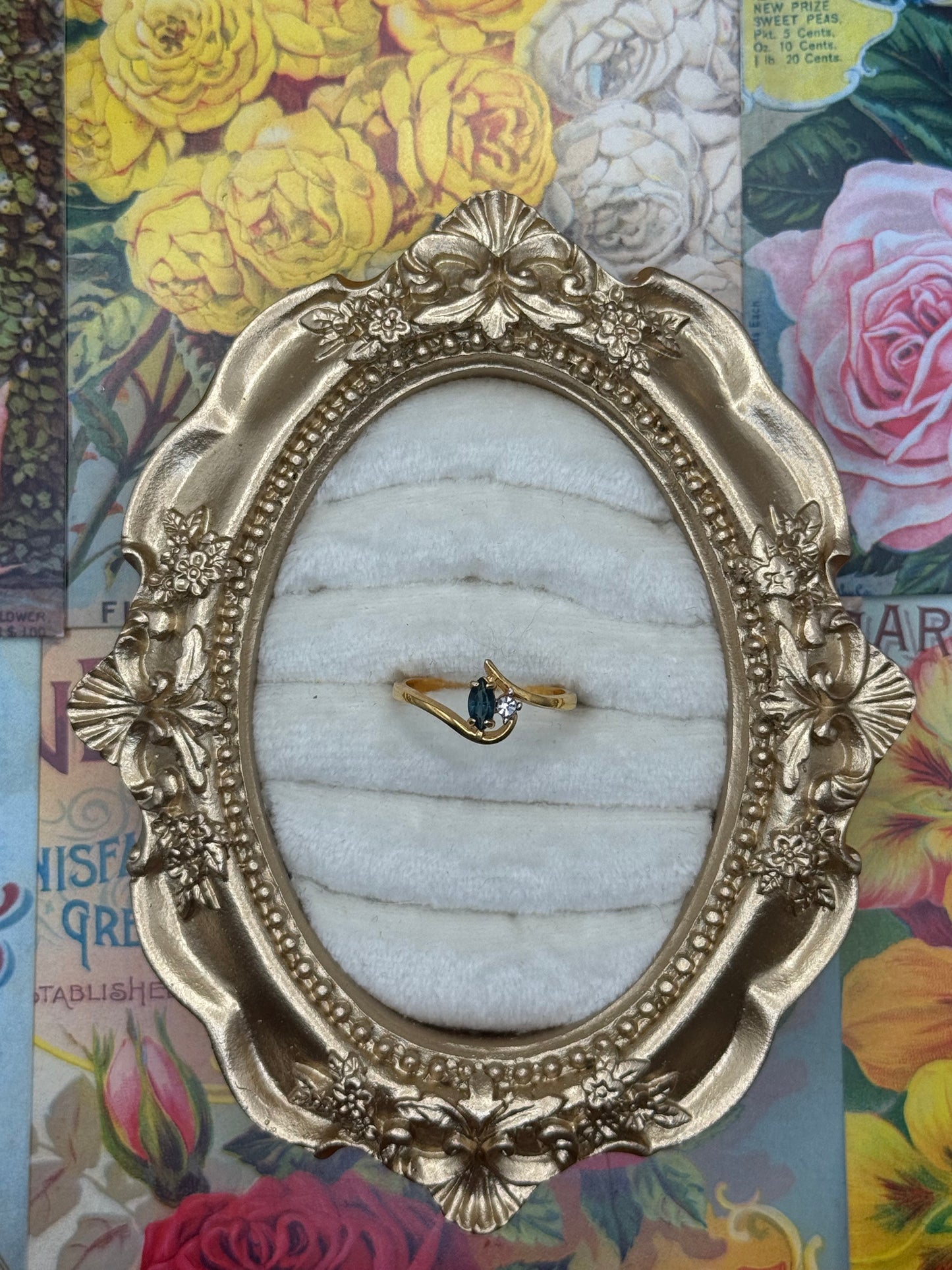 Vintage Gold Tone Dainty Ring Size 7