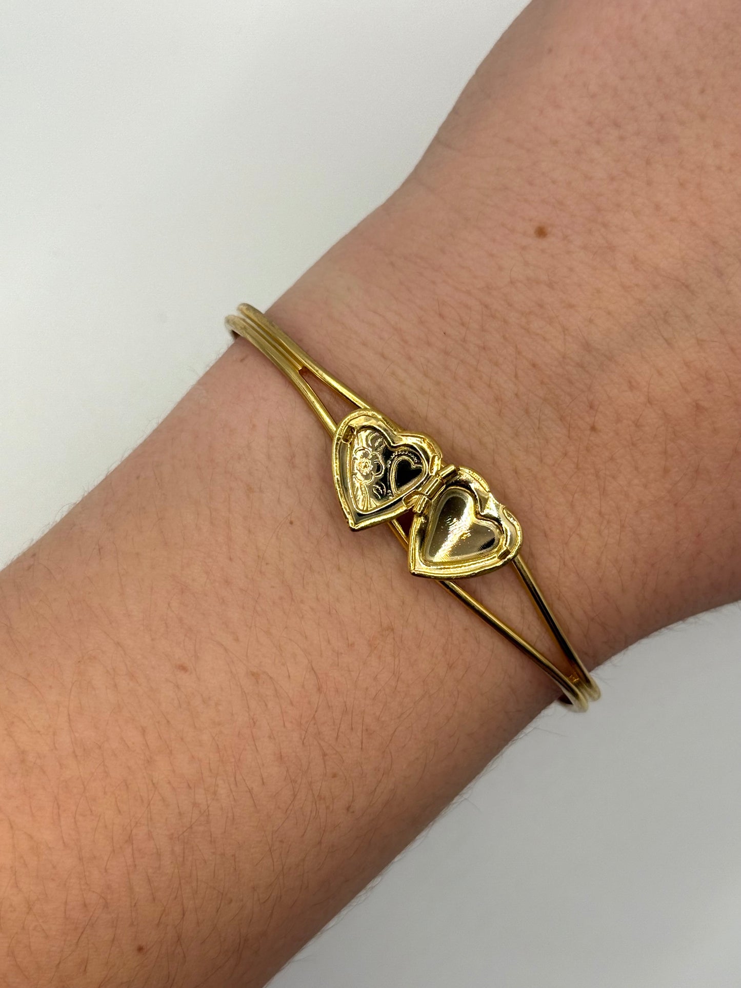 gold tone heart locket bracelet