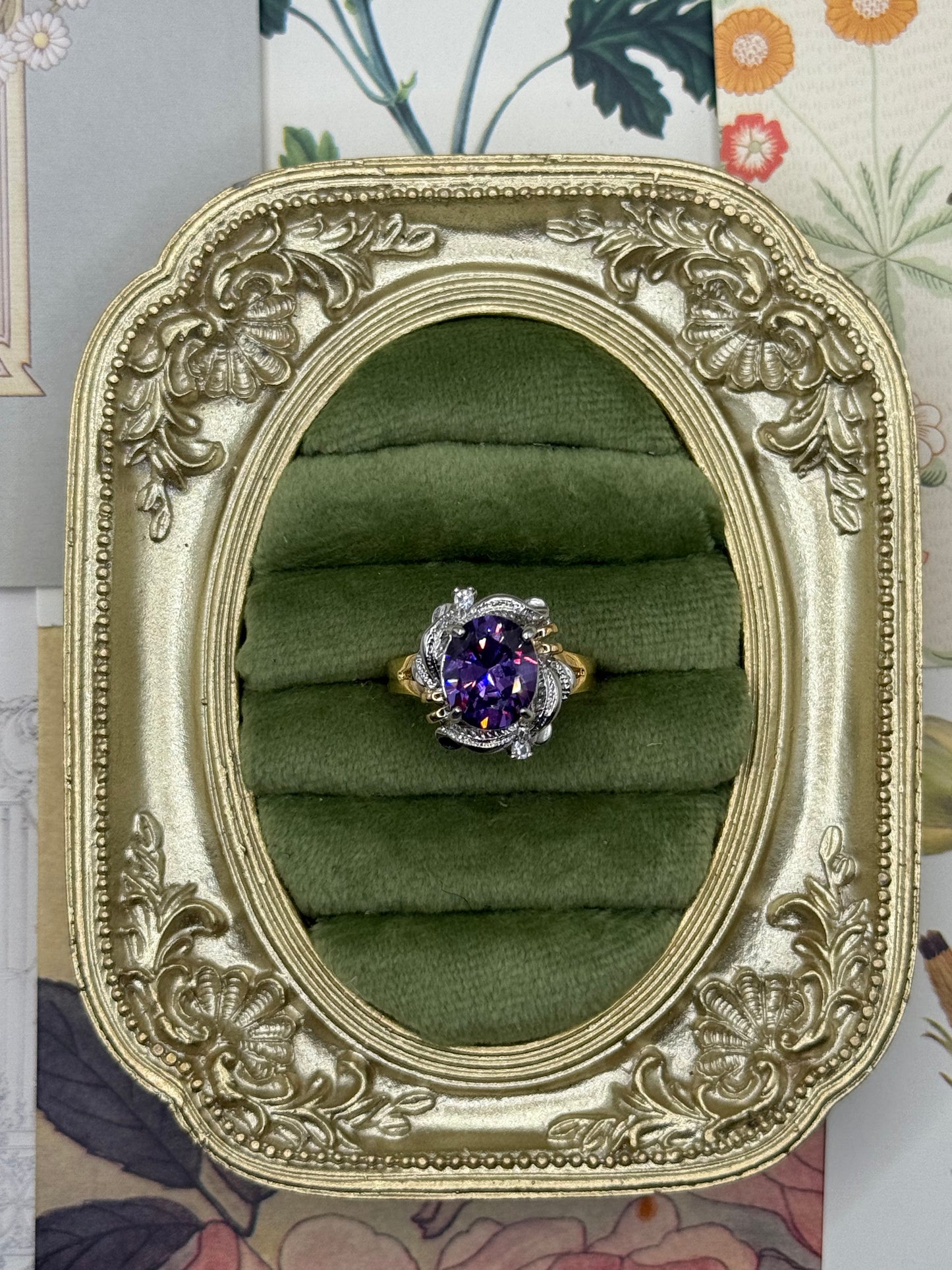 Vintage Gold Tone Old Stock Gemstone Ring Size 9.5