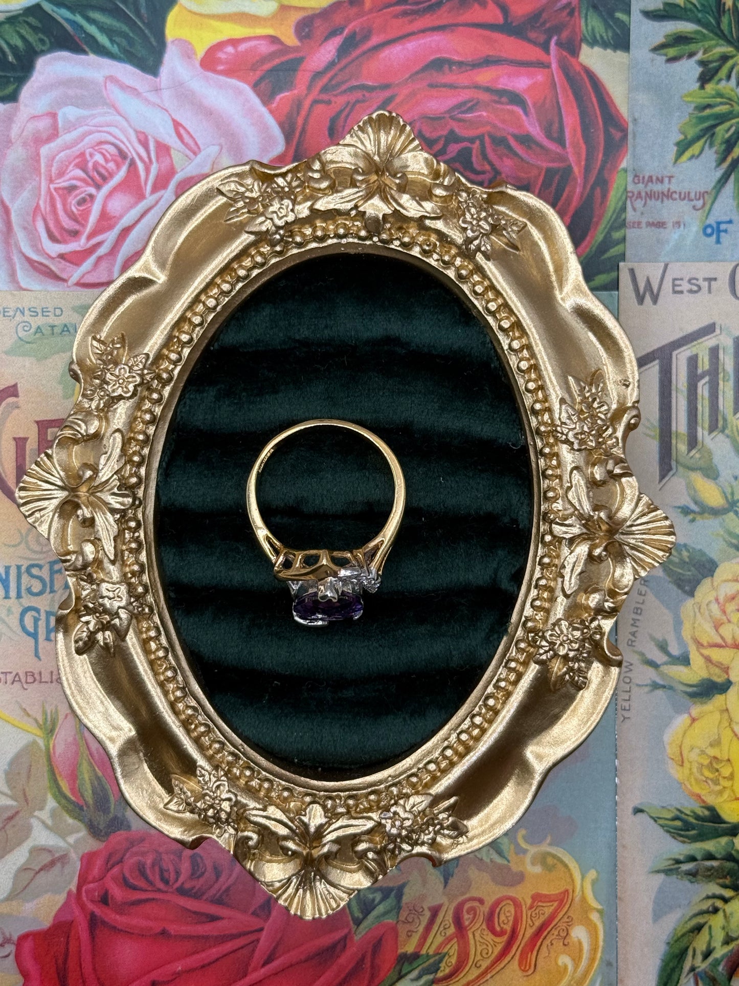 Vintage Gold Tone Old Stock Ring Size 10