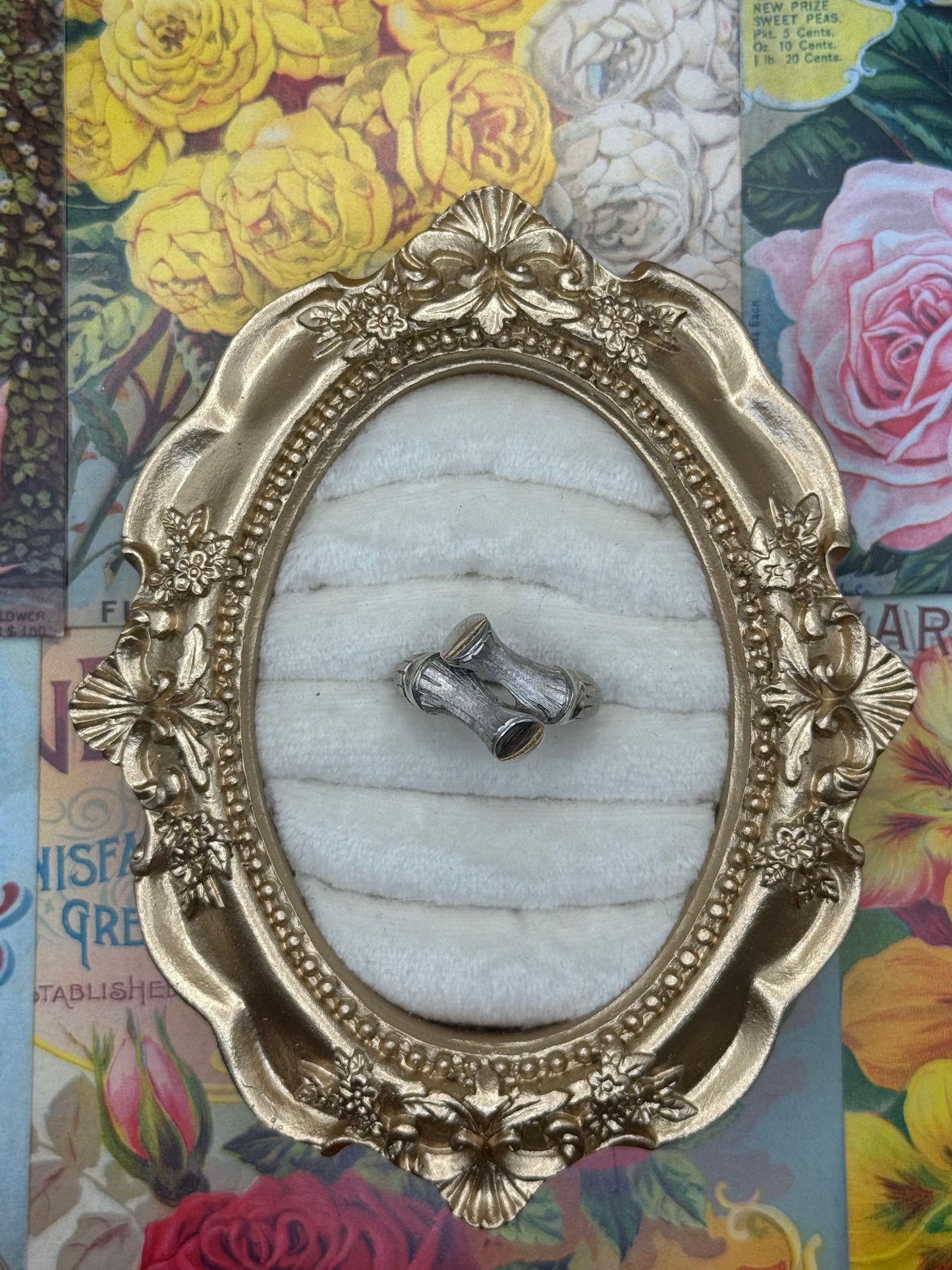 Vintage Silver Tone Avon Bamboo Ring Size 7