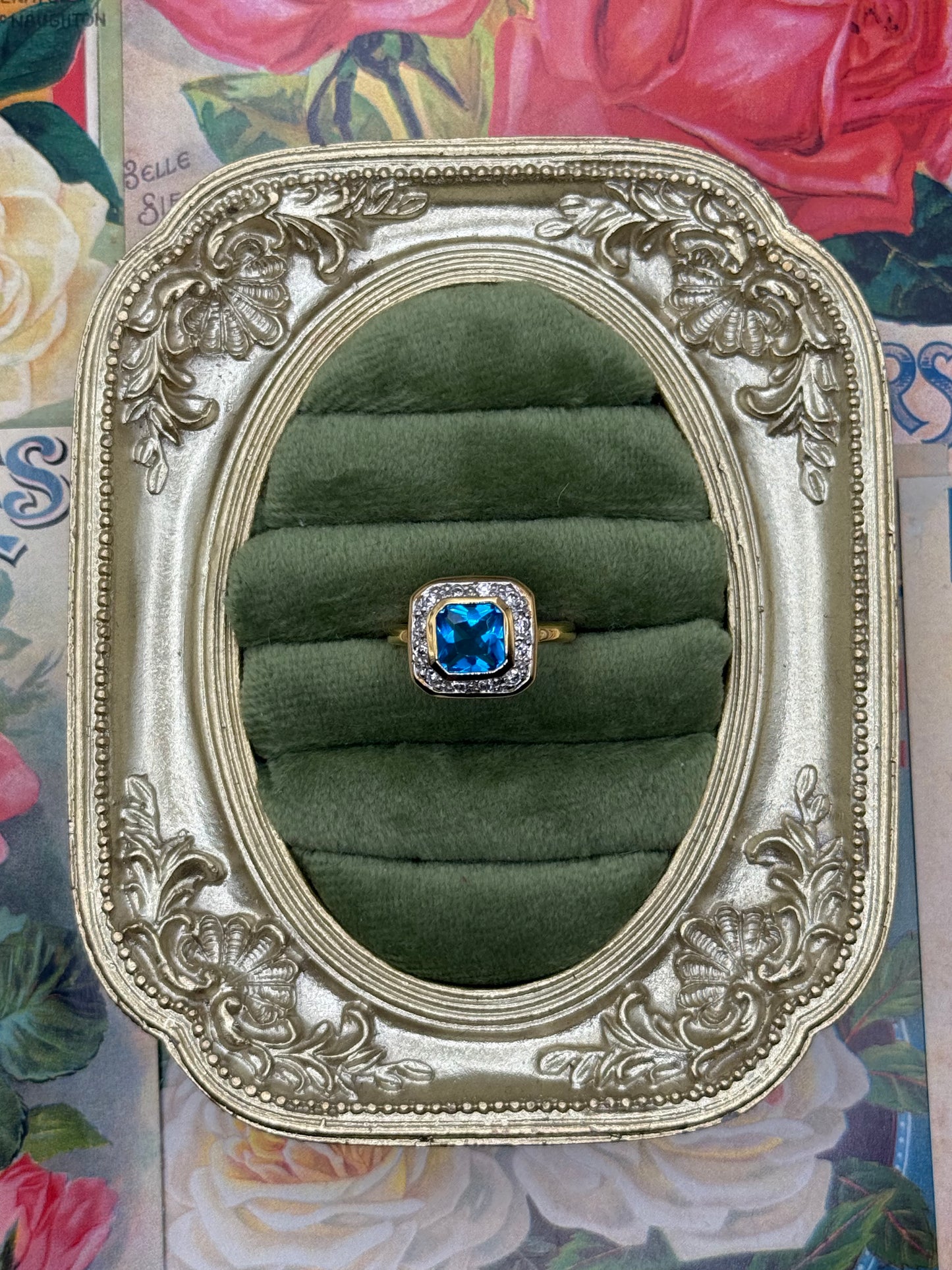 Vintage Gold Tone Old Stock Gemstone Ring Size 6.5
